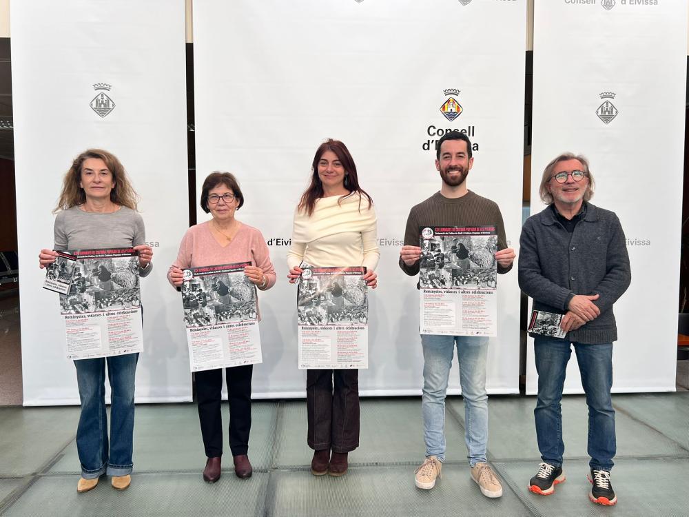 Imagen Les XXV Jornades de Cultura Popular de les Pitiüses se centraran en les “Reminyoles, vidasses i altres celebracions”