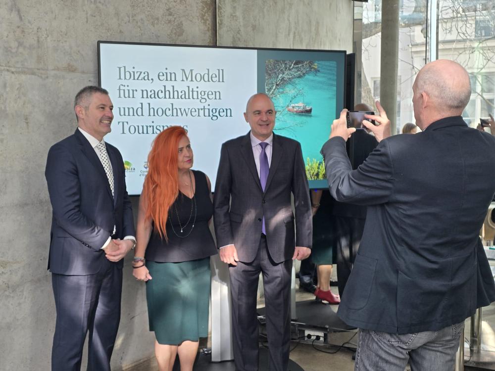 Imagen El Consell d’Eivissa presenta a la ITB de Berlín la seua estratègia de sostenibilitat turística