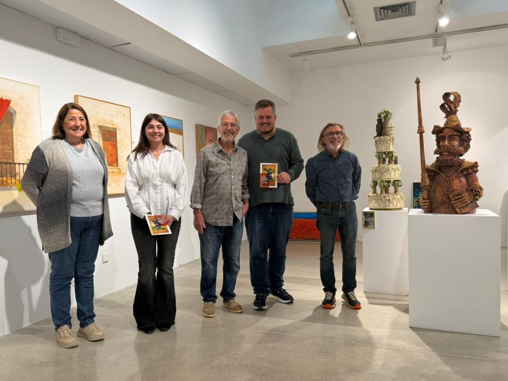Imagen Sa Nostra Sala  reuneix a Gerry Clark i Ben Clark amb la mostra ‘Encís. Pintura, ceràmica i poesia’