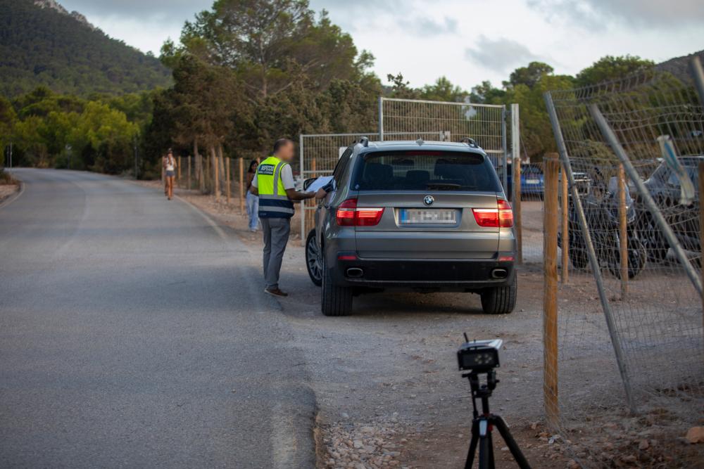 Imagen El Consell inicia 10 expedients sancionadors a vehicles particulars per incomplir la limitació de vehicles