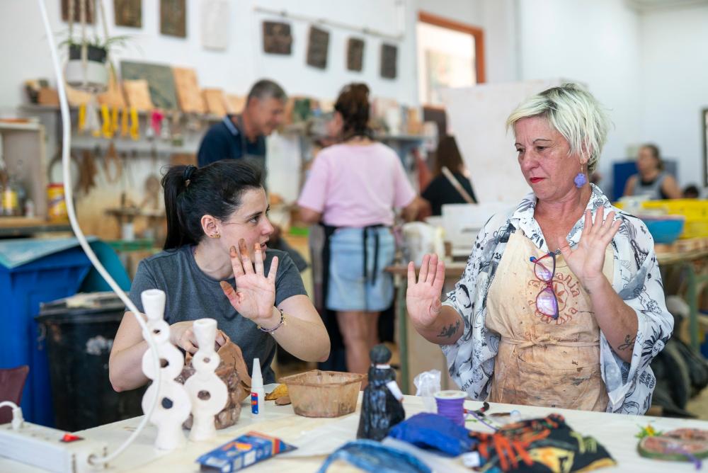 Imagen El Consell incorpora per primera vegada un curs de moda d’autor a la nova oferta formativa d’artesania