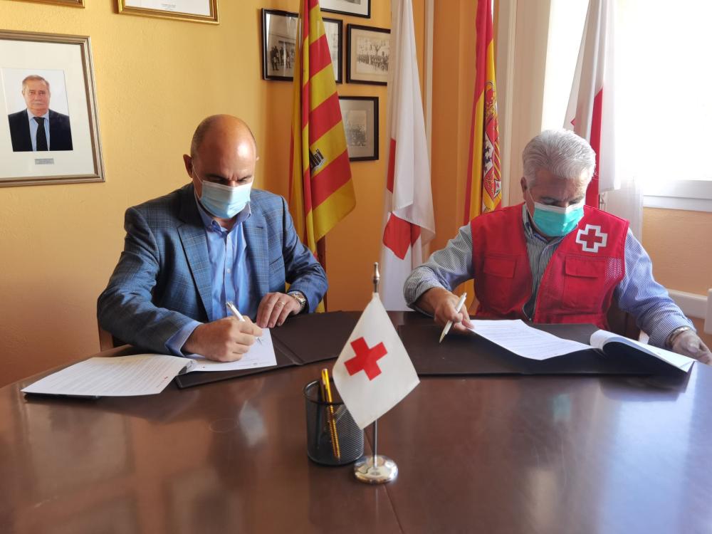 Imagen El Consell d'Eivissa y la Cruz Roja firman un convenio de 33.000 euros para el mantenimiento de las UES