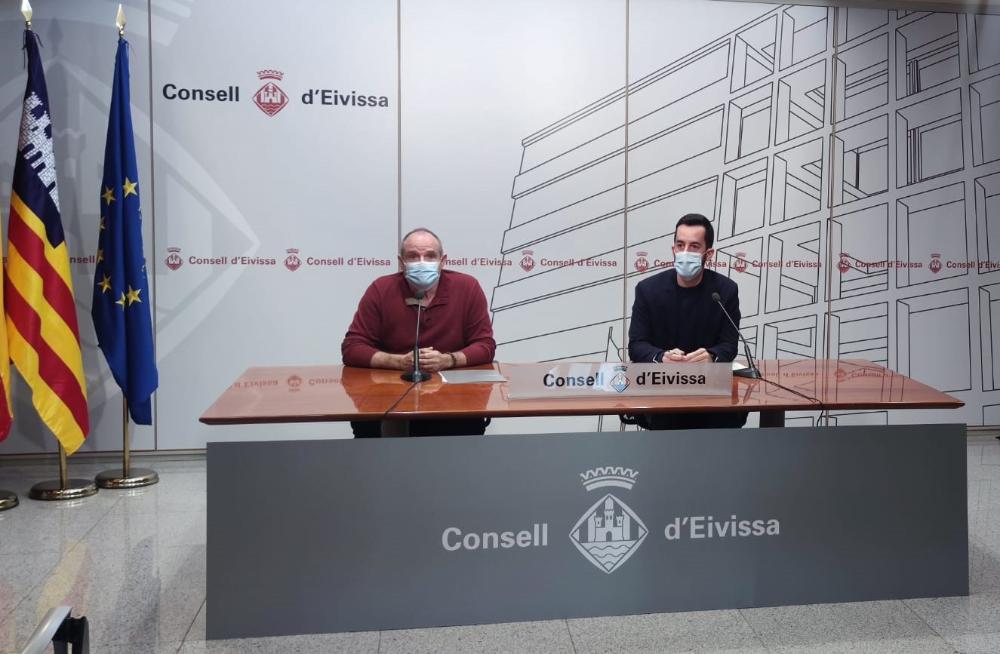 Imagen El Consell y el Ayuntamiento de Eivissa presentan el convenio para integrar el transporte urbano en la nueva concesión del servicio de autobús