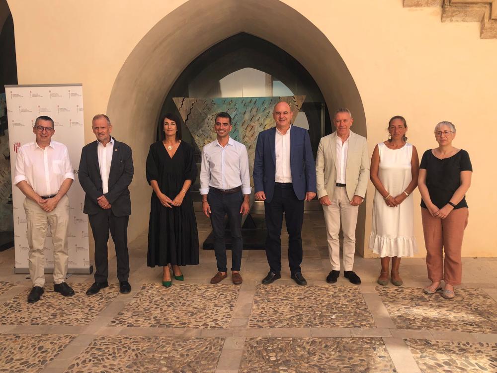 Imagen El presidente Vicent Marí firma el protocolo general de actuación del Nomenclàtor Geogràfic de Baleares