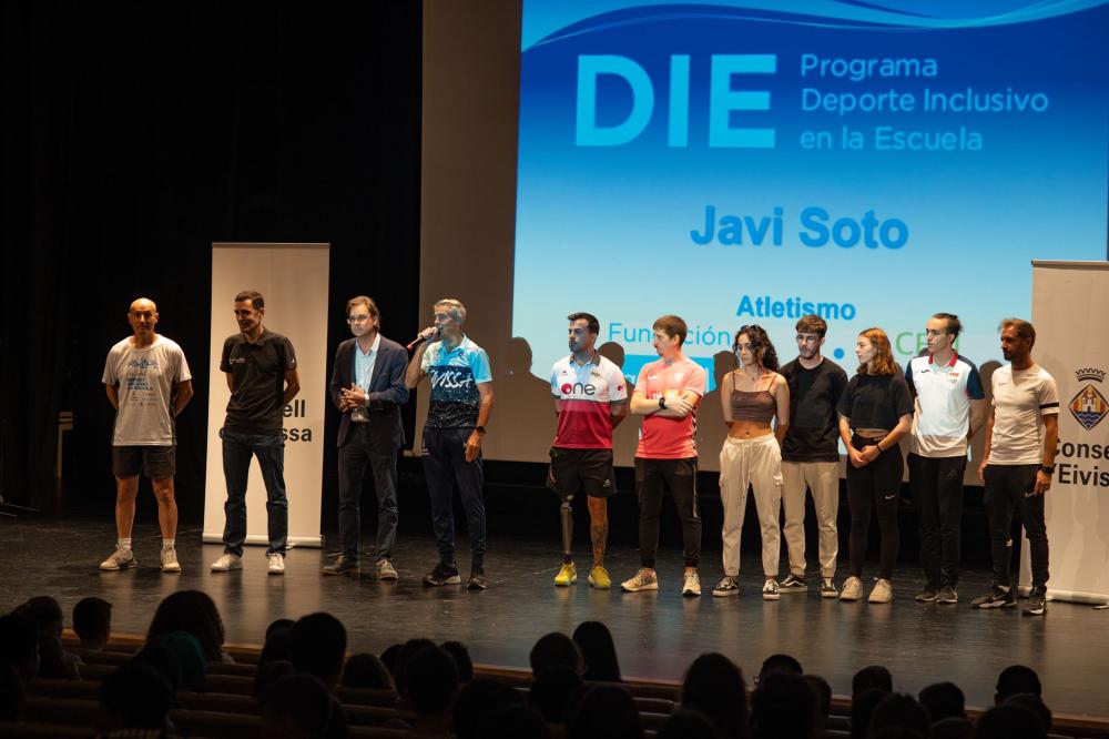 Imagen L’atleta Javier Soto inaugura a Santa Eulària la segona edició del Programa d’Esport Inclusiu del Consell Insular d’Eivissa