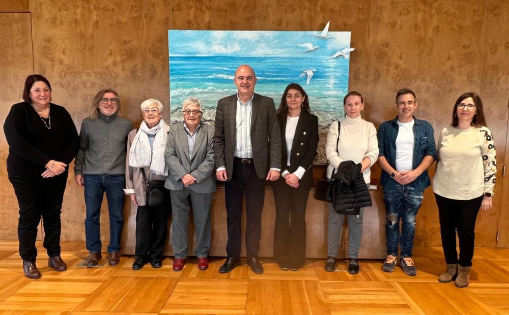Imagen El Consell d’Eivissa rep el bot Flor del Mar i les col·leccions etnogràfiques de Carmen Tur i de les famílies Verdera - Torres i s’Amesat