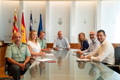 Imatge Consell d’Eivissa i ajuntaments col•laboren amb la Guàrdia Civil per...