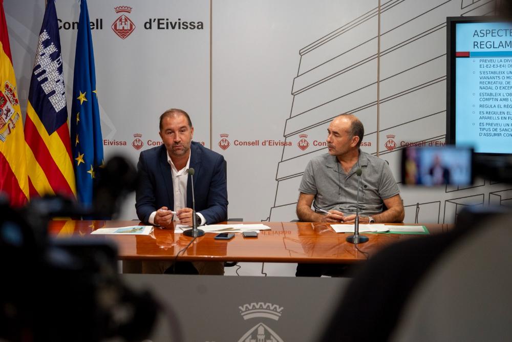 Imagen El Consell d’Eivissa avança en la aprovació del primer reglament per reduir la contaminació lumínica a l’illa