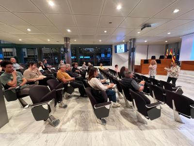 Imagen Reunió amb les associacions veïnals “per millorar la comunicació amb...