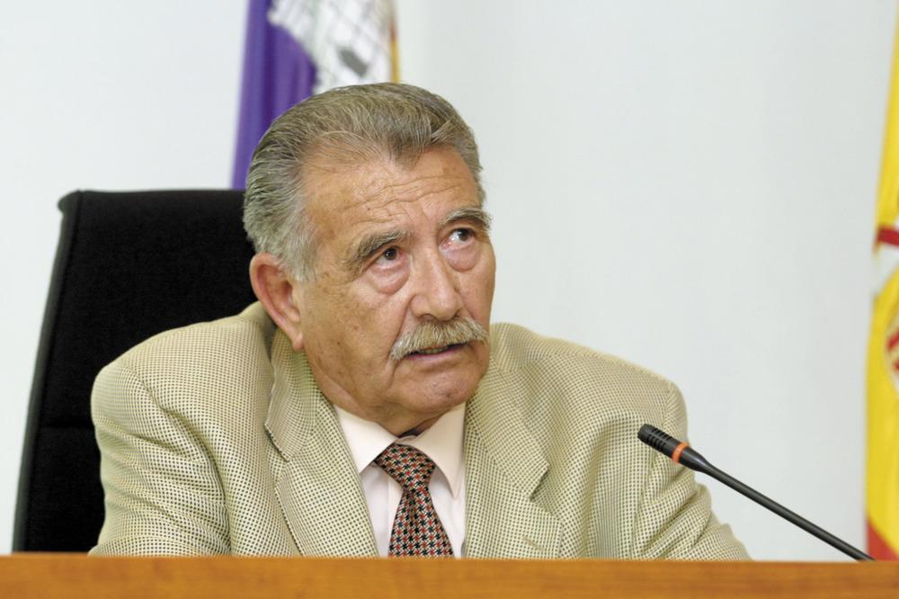 Imagen El Consell d’Eivissa decreta 3 dies de dol oficial per la mort d’Antoni Marí Calbet