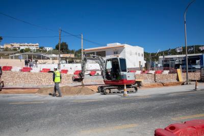 Imatge Els treballs per asfaltar la rotonda de Sant Josep es faran en horari...