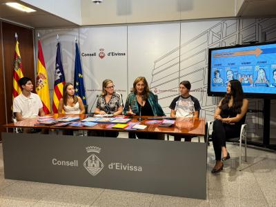 Imatge Quinze joves d’Eivissa protagonitzen l’agenda escolar del CEPCA com a...