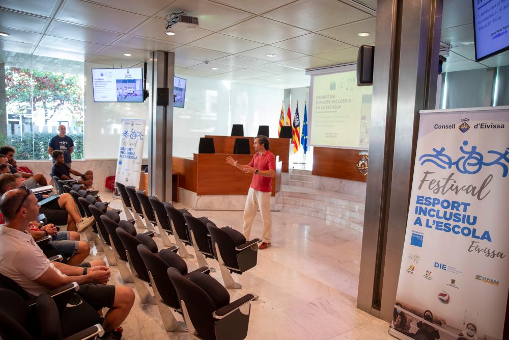 Imagen El Consell d’Eivissa dóna el tret de sortida a la cinquena edició del Programa DIE “Esport Inclusiu a l’Escola”