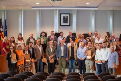 Imatge El Consell d’Eivissa entrega insígnies del segell “Ibiza Family Moments”...